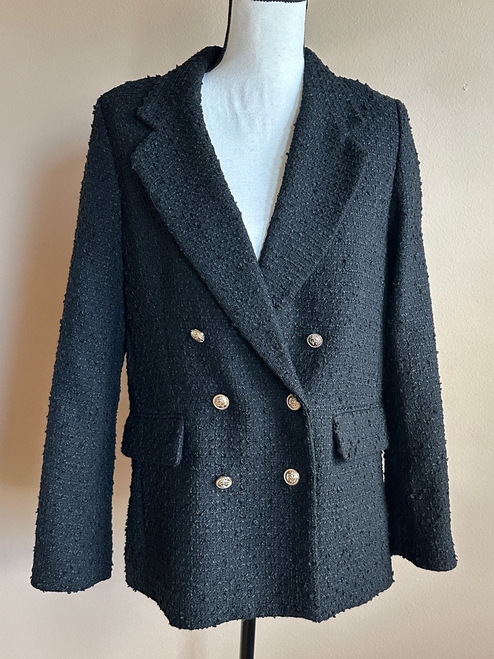 H&M Double-breasted Bouclé Jacket